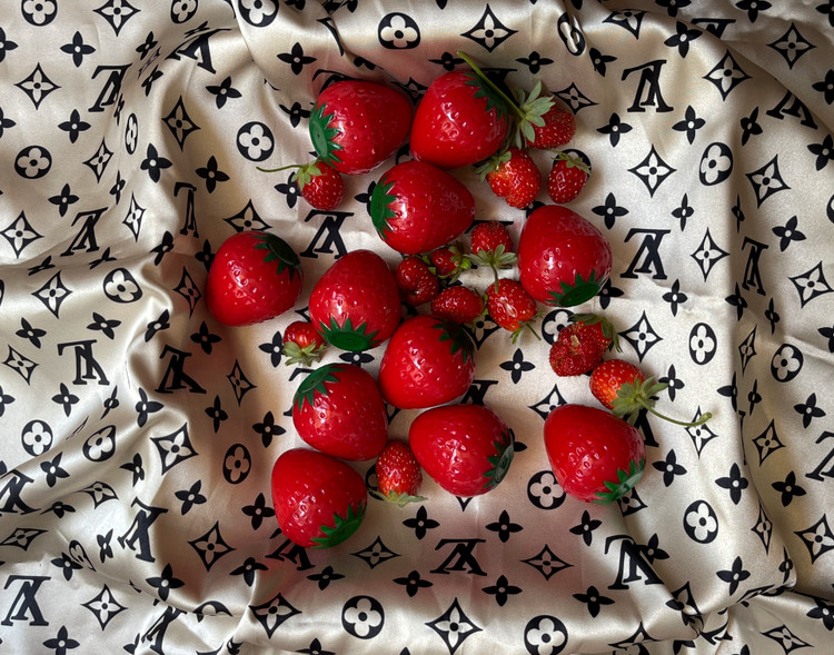 بالم لب توت فرنگی🍓